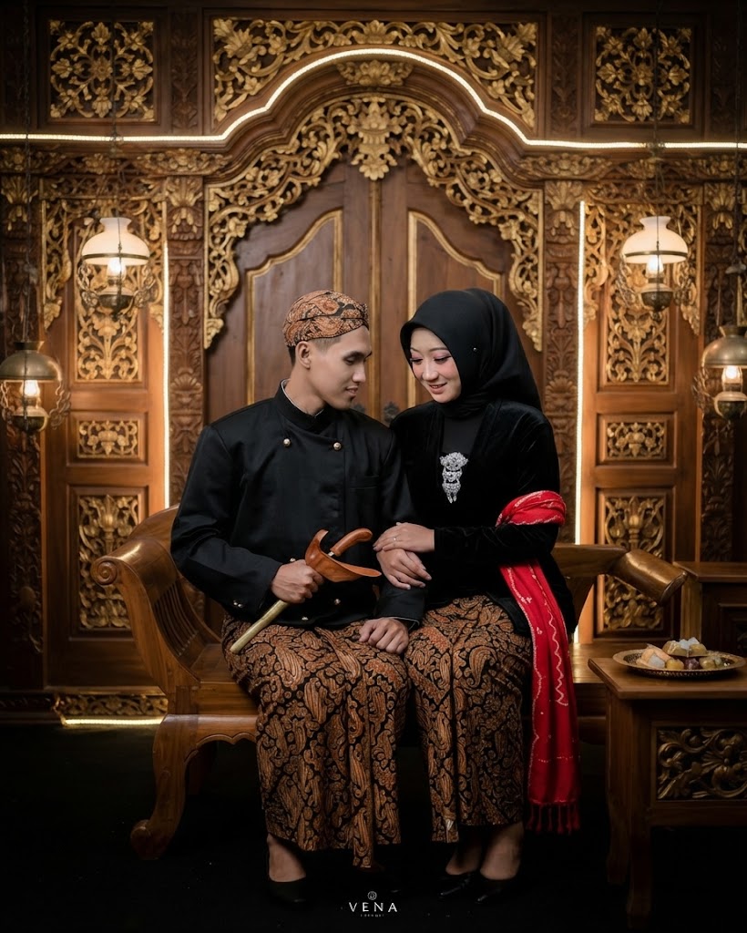 Setyo dan Indah